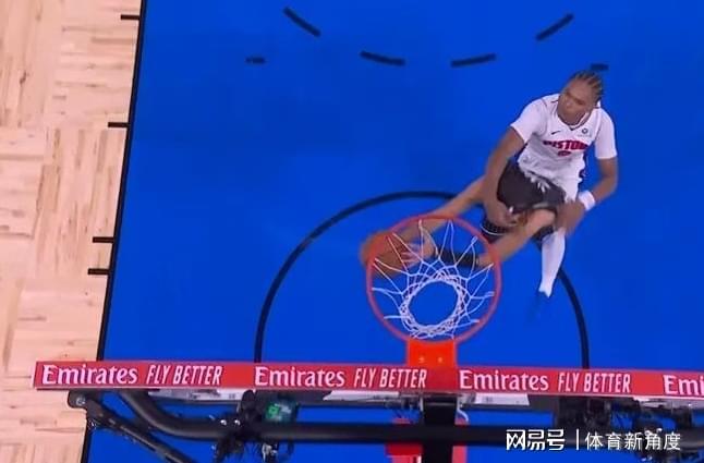 开云官方入口-7换1！超值太交易，黑八奇迹，来吧！